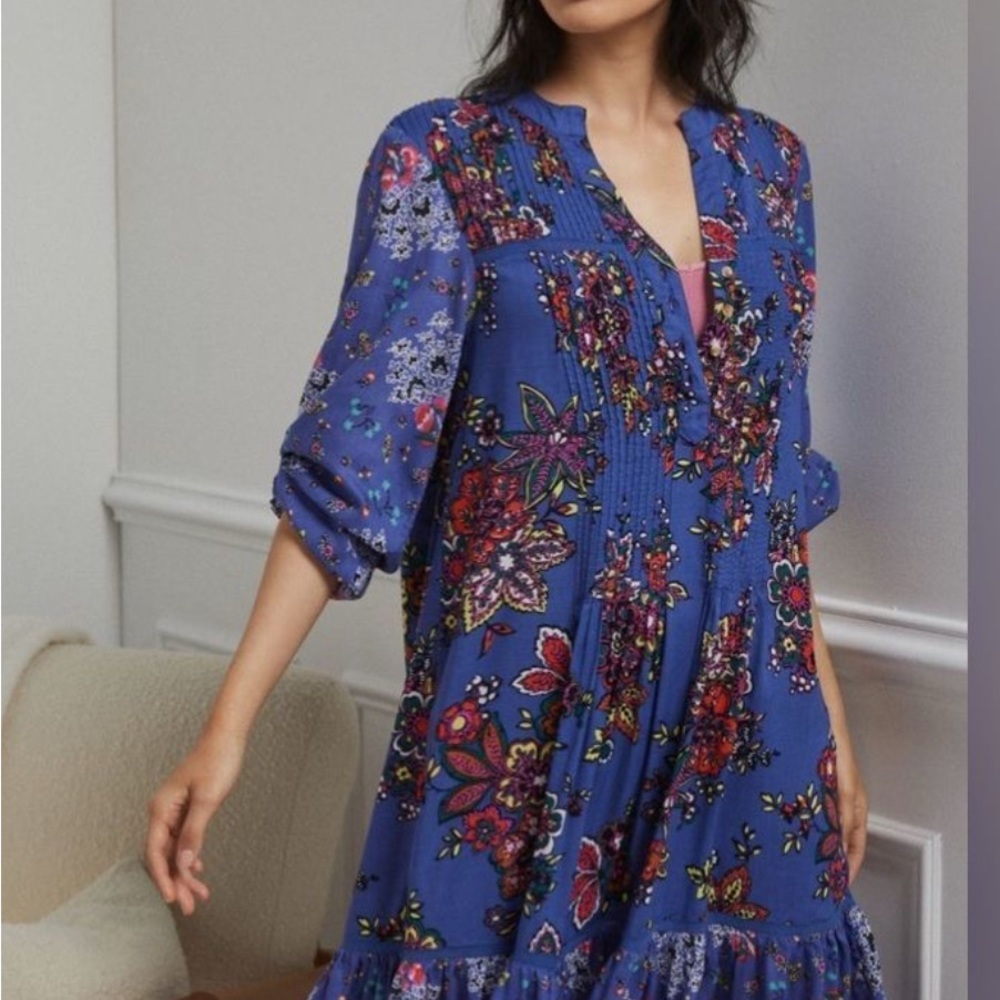 Beautiful boho maxi dress by Anthropologie. 100% Viscose, Size: XS
